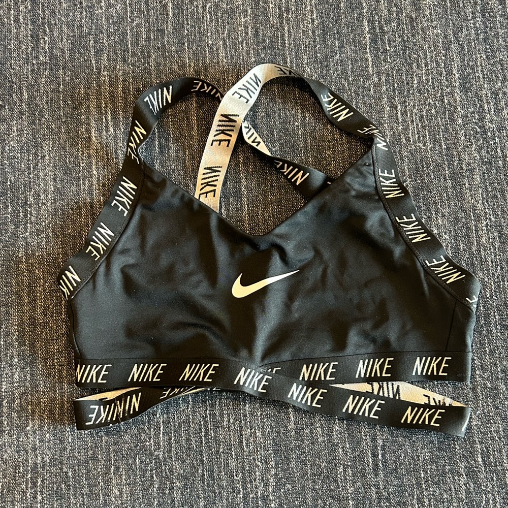 Nike Cross Strap Sports Bra